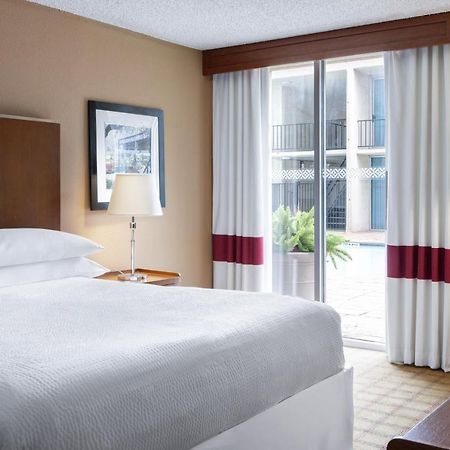 Four Points By Sheraton Houston Citycentre ภายนอก รูปภาพ
